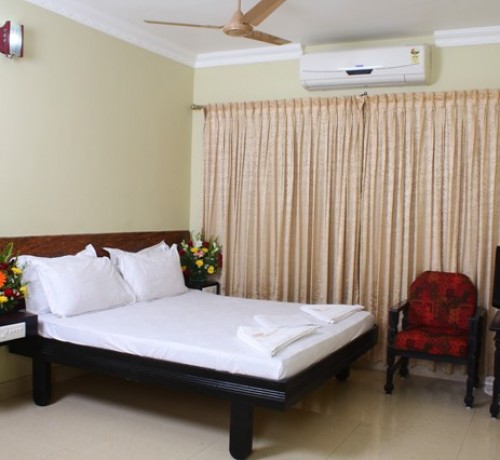 Single Bedroom Single Bedroom