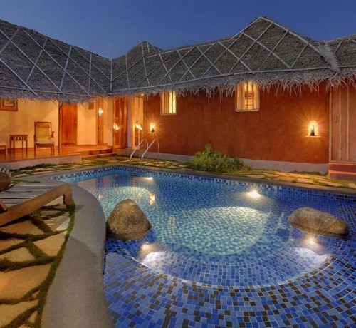 Pool hut courtyard