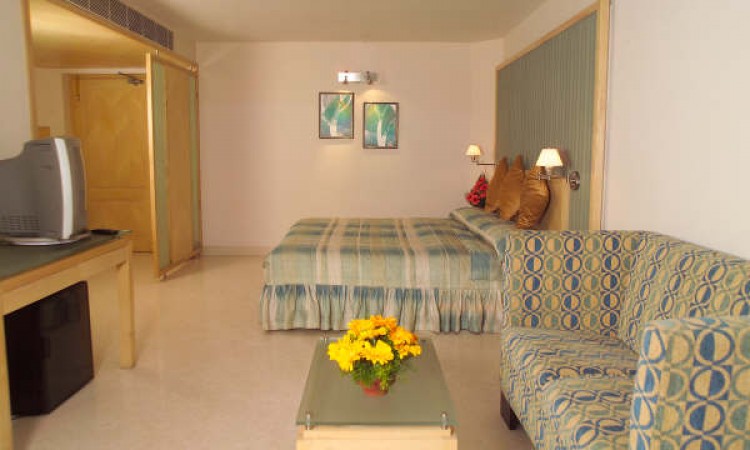 Deluxe Suite Deluxe Suite