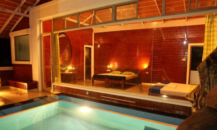Glass room with private pool Glass room with private pool