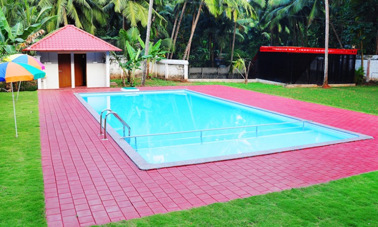 Pool view Pool view
