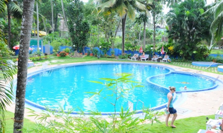 Pool view 4 Pool view 4