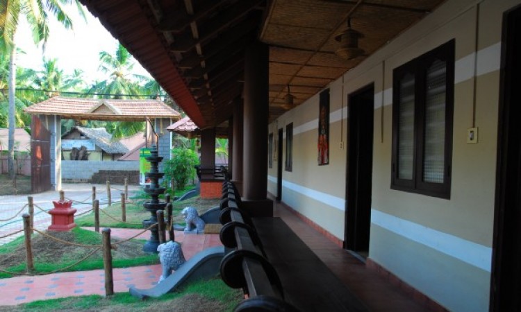 Attached balcony Attached balcony