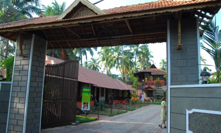 Entrance to the Resort Entrance to the Resort