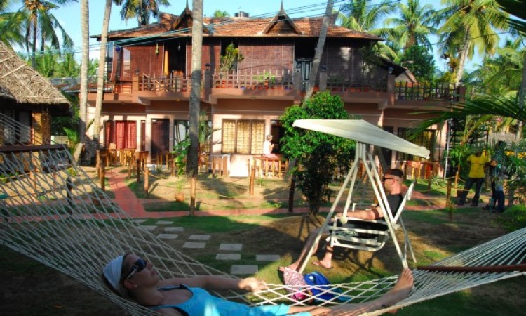 Relaxing Guests Relaxing Guests