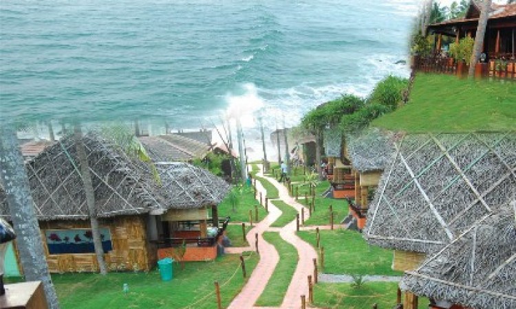 Way to the beach from the resort Way to the beach from the resort