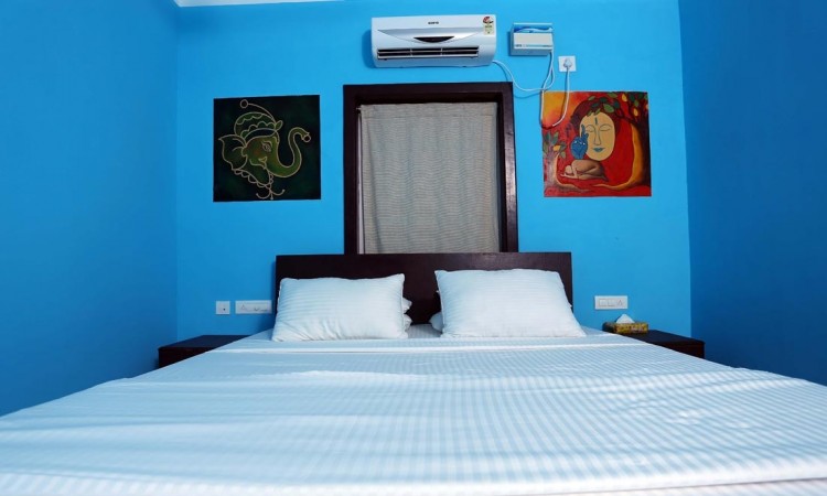 Room 1 Room 1