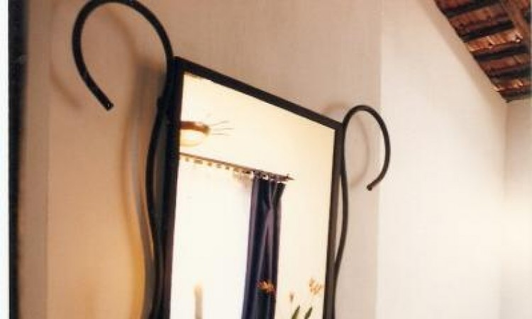 Bauhaus Style Wrought Iron Bauhaus Style Wrought Iron