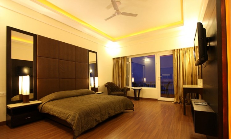 Royal Suite Bedroom Royal Suite Bedroom
