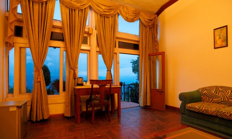 Luxury Suite Sitting Room Luxury Suite Sitting Room