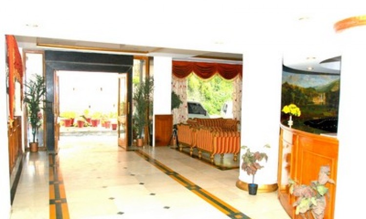 Lobby Lobby