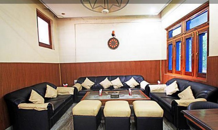 Lobby Lobby