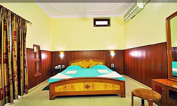 Bedroom Bedroom