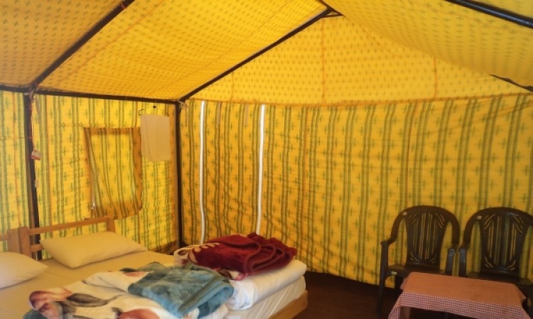 Tent room Tent room