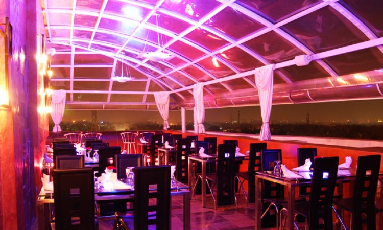 Roof Top Restaurant Roof Top Restaurant