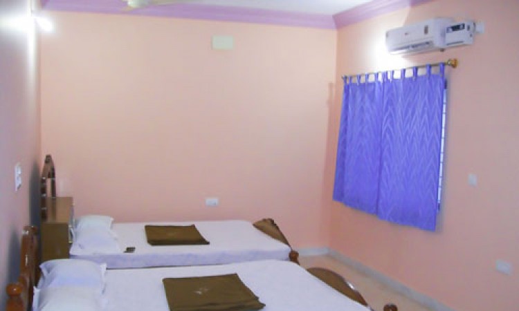 Comfortable Room Comfortable Room