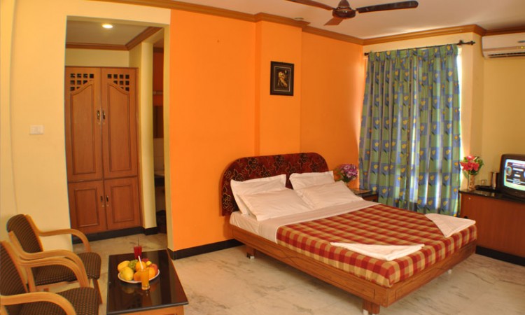 Comfortable Room Comfortable Room