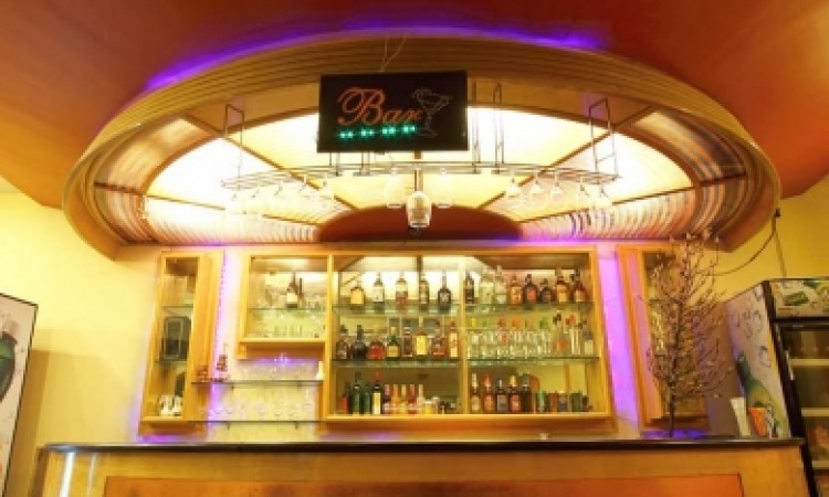Bar Bar