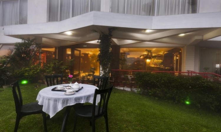 Outdoor Dining Outdoor Dining
