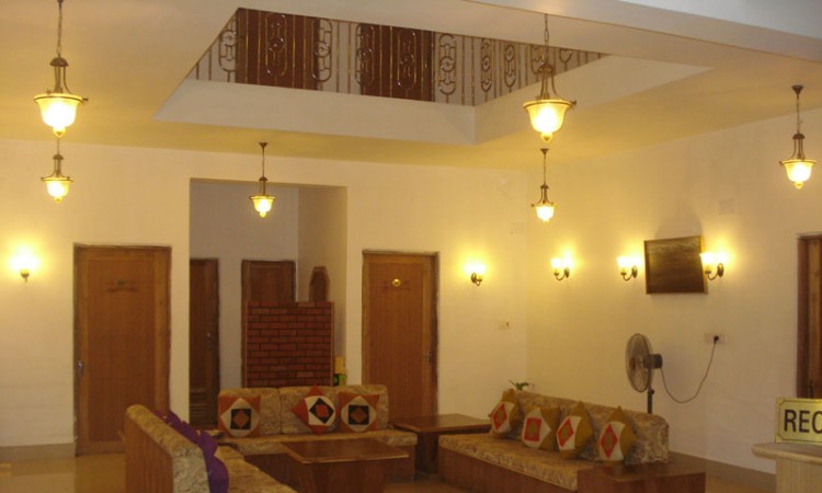 Lobby Lobby