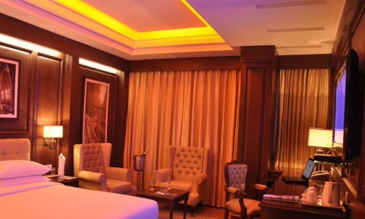 Regal Room Regal Room