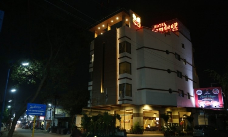 Hotel Exterior View Hotel Exterior View