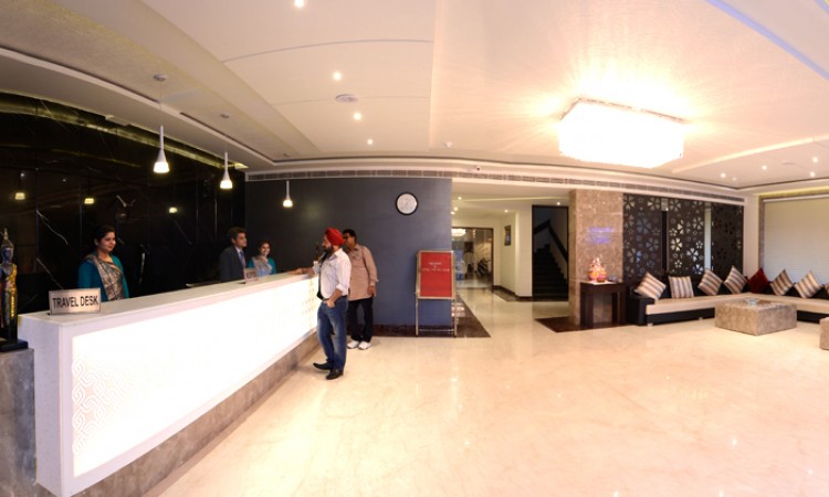 Front Desk Front Desk