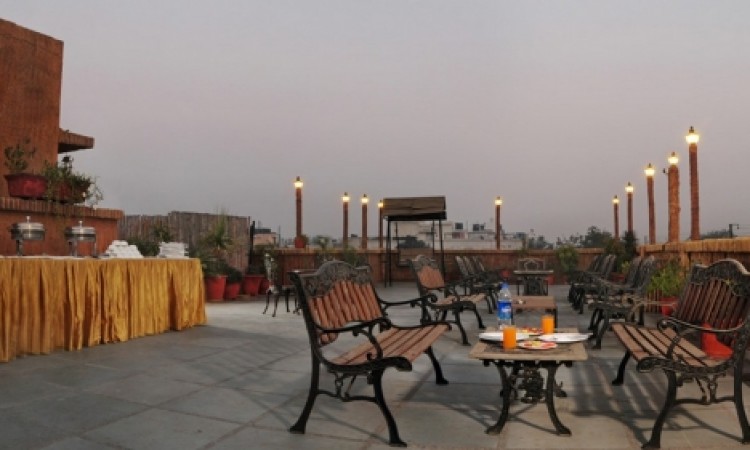 Rooftop Restaurant Rooftop Restaurant